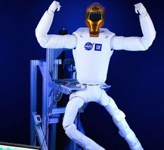 Робот-космонавт Robonaut получил свою пару нижних конечностей