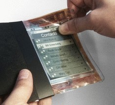 Новый  «бумажный» смартфон PaperPhone потрясает мир