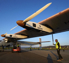 Поломка батарей откладывает кругосветный перелет Solar Impulse 2 почти на один год