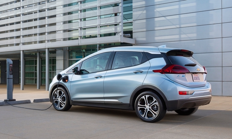 Дебют народного электромобиля Chevrolet 2017 Bolt EV