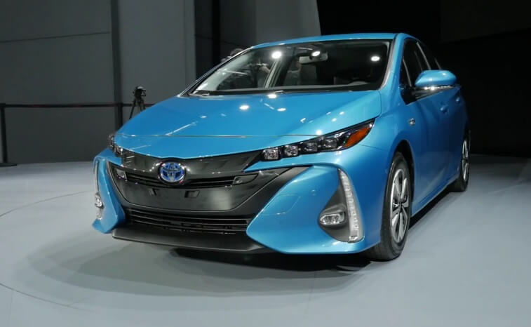 Prius Prime от Toyota — гибрид с расходом топлива 2 л на 100 км