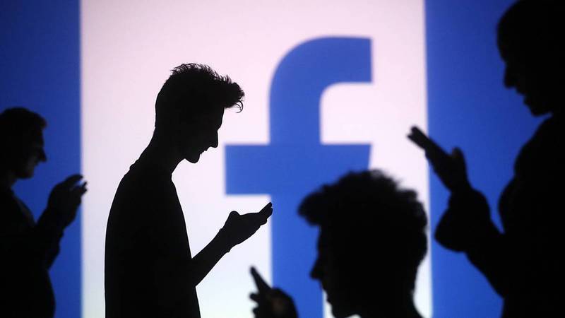 Facebook рекомендует пациентам психиатра подружиться между собой. Как он узнал?