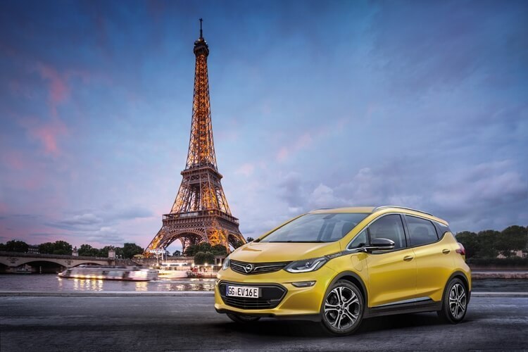 Электромобиль Opel Ampera-e предстал на Парижском автосалоне