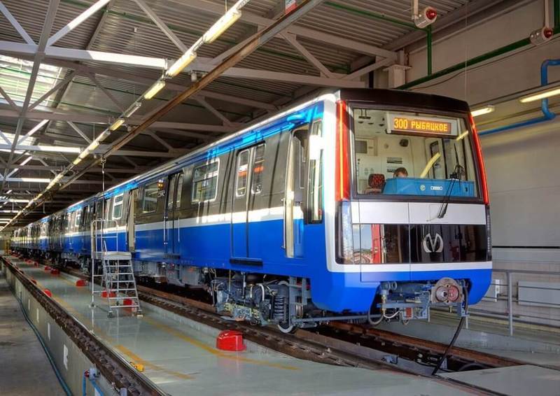 Новые «энергосберегающие» вагоны метро для петербургского метрополитена