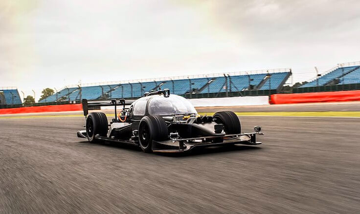 Робоболид от Roborace покорил автодром Сильверстоун