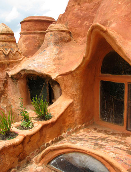 Casa Terracota: необычный экодом от колумбийского архитектора