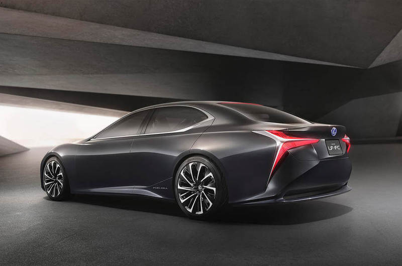 Lexus анонсировал новый водородный LS к 2019 году