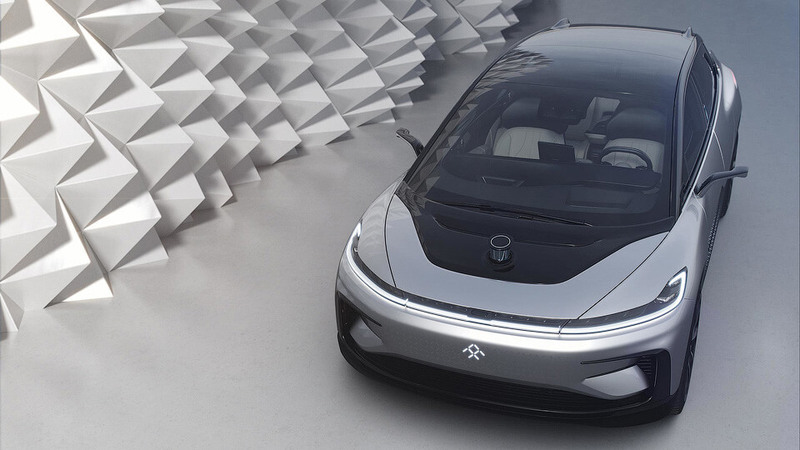 Фирма Faraday Future представила 1050-сильный электрокроссовер