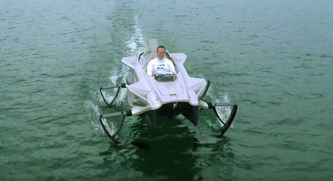 ﻿﻿ Лодка на подводных крыльях Quadrofoil Q2S Electric вышла в серию