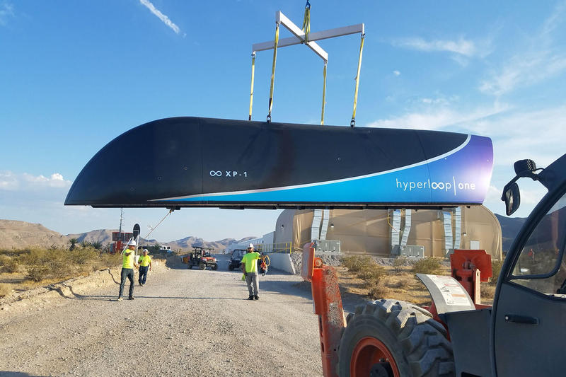 Вакуумный поезд Hyperloop взлетел на 5 секунд и разогнался до 100 км/ч