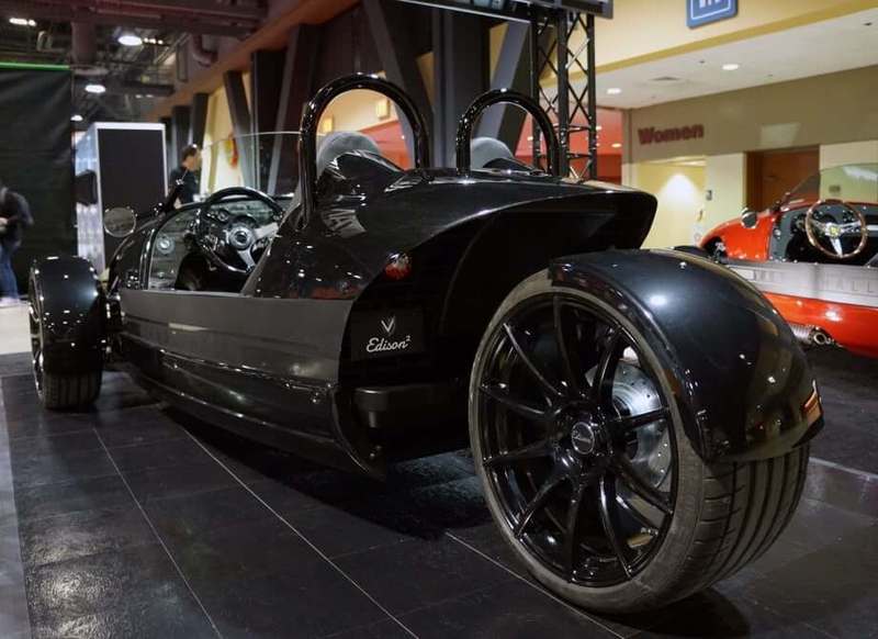 Трехколесный электромобиль Vanderhall E-Roadster Edison 2