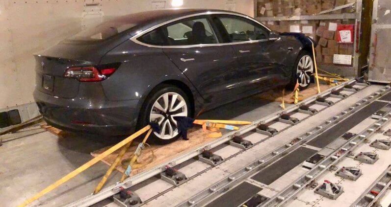 Немецкий автоконцерн разобрал Tesla Model 3 и «пришел в восторг»