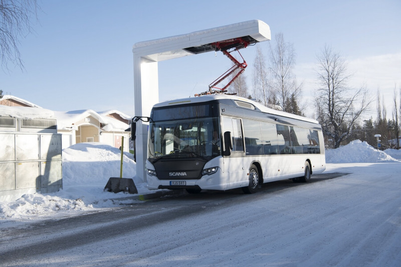 Электробусы Scania начинают перевозить пассажиров