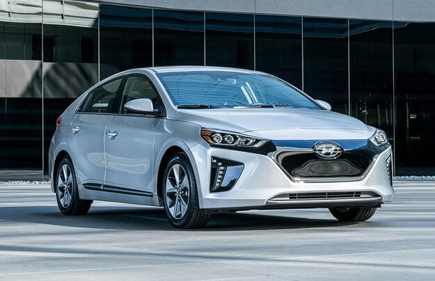 Hyundai покажет в Москве электрокар Ioniq