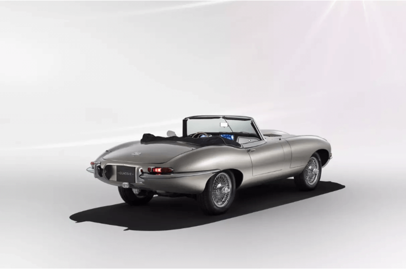 Jaguar запустит в серию электрический E-Type