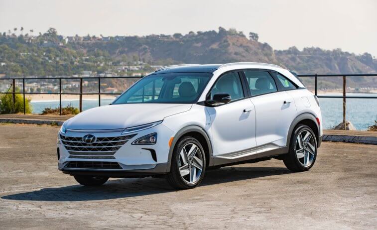 Водородный вседорожник Hyundai NEXO 2019 выходит в продажу.