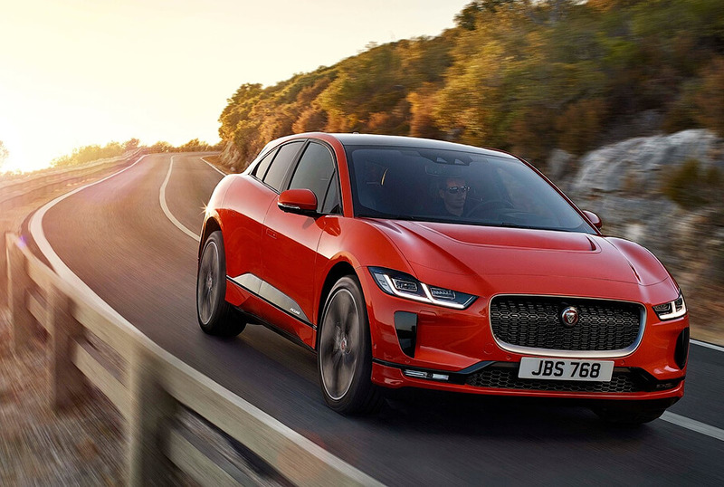 Электрокар Jaguar I-Pace стал лучшей машиной года среди шоферов