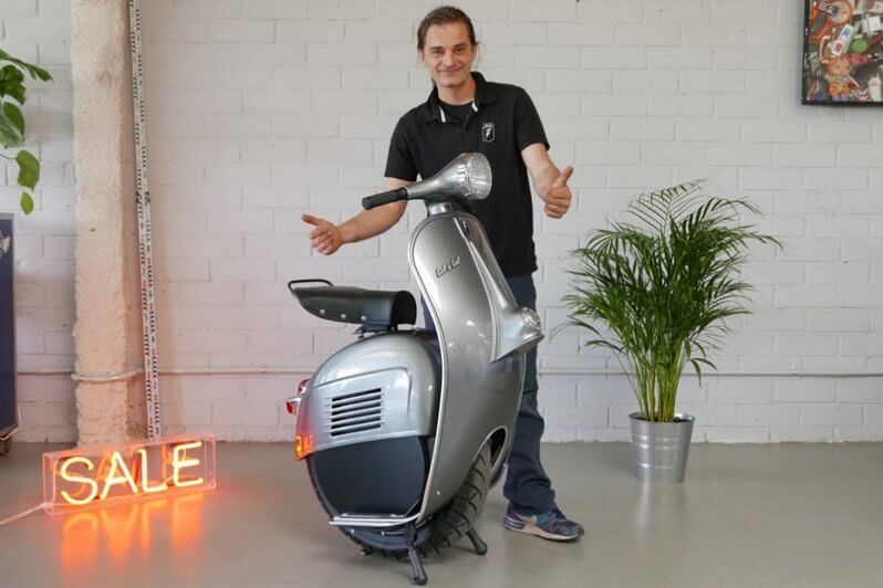 Электрический моноцикл Monowheel Z-One получил дизайн скутера Vespa