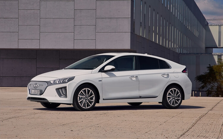 Hyundai увеличила ёмкость батареи электрокара Ioniq на треть