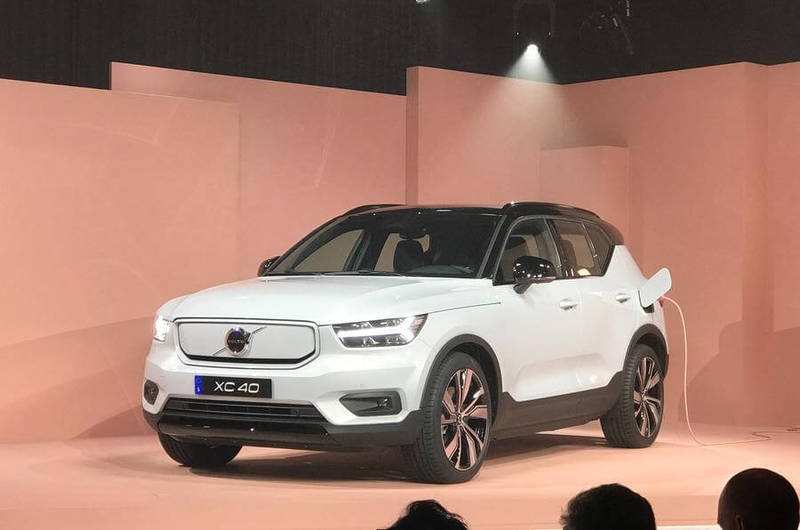 Volvo представляет XC40 Recharge в качестве первой полностью электрической модели