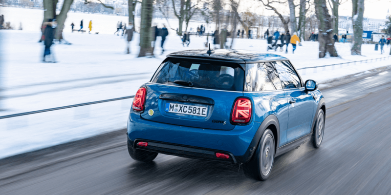 Mini представляет специальную модель Mini Cooper SE